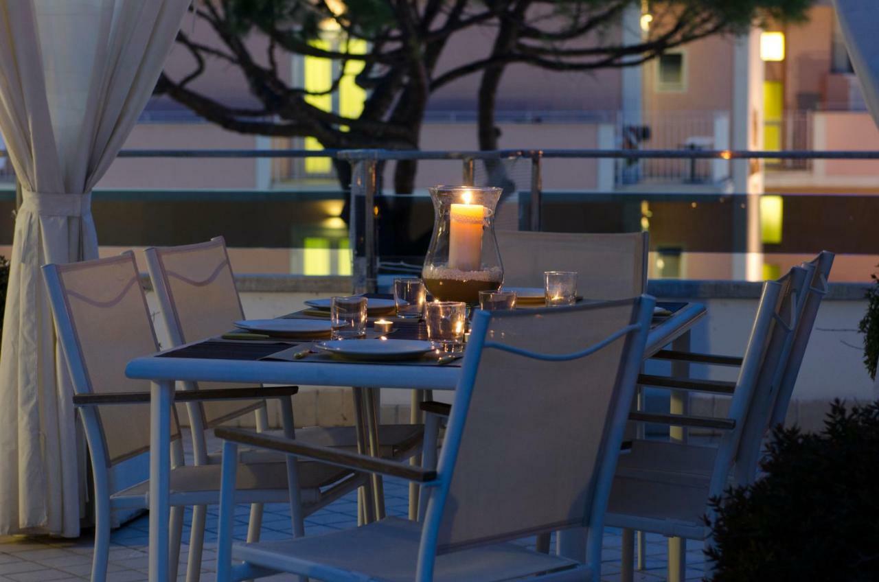 Dante 124 | Appartamenti A Riccione Exteriör bild