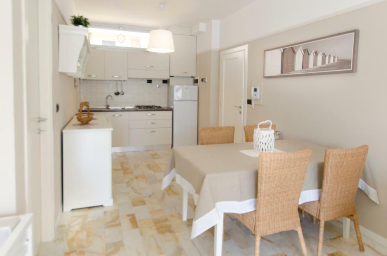 Dante 124 | Appartamenti A Riccione Exteriör bild