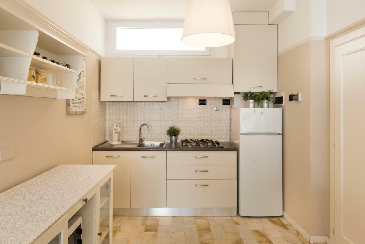 Dante 124 | Appartamenti A Riccione Exteriör bild